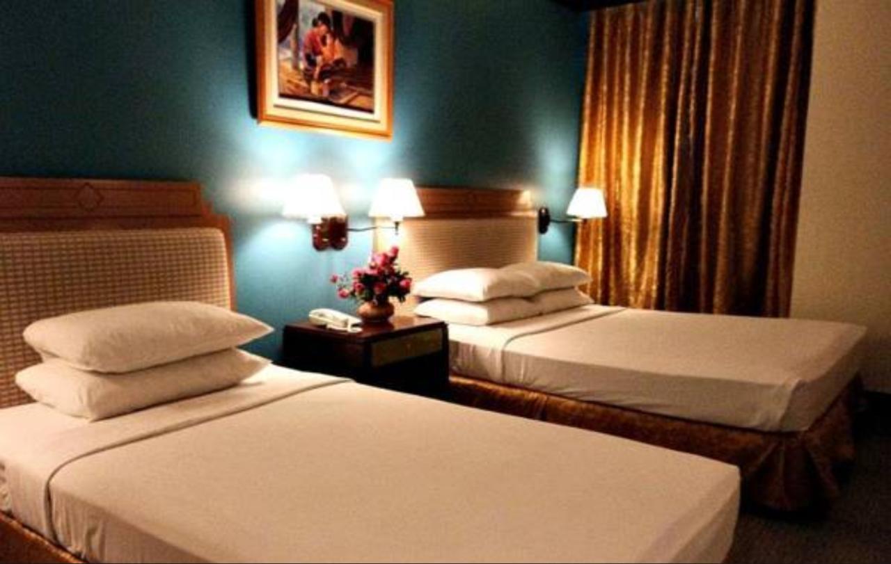 The Royal Mandaya Hotel Davao City Exterior foto